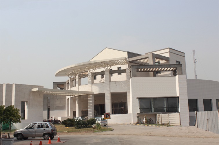 Heritage Club Bahria Town